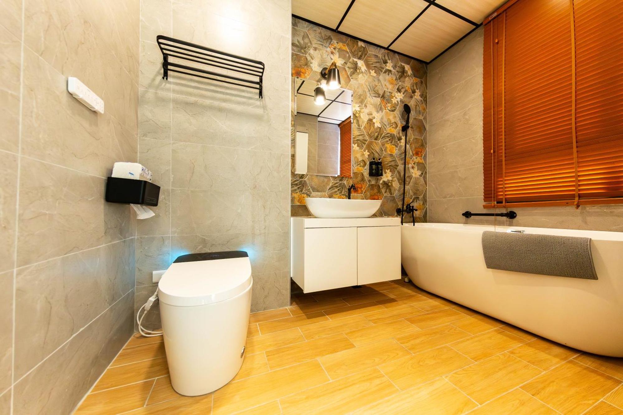 Ez Stay Yancheng Kaohsiung Exterior photo