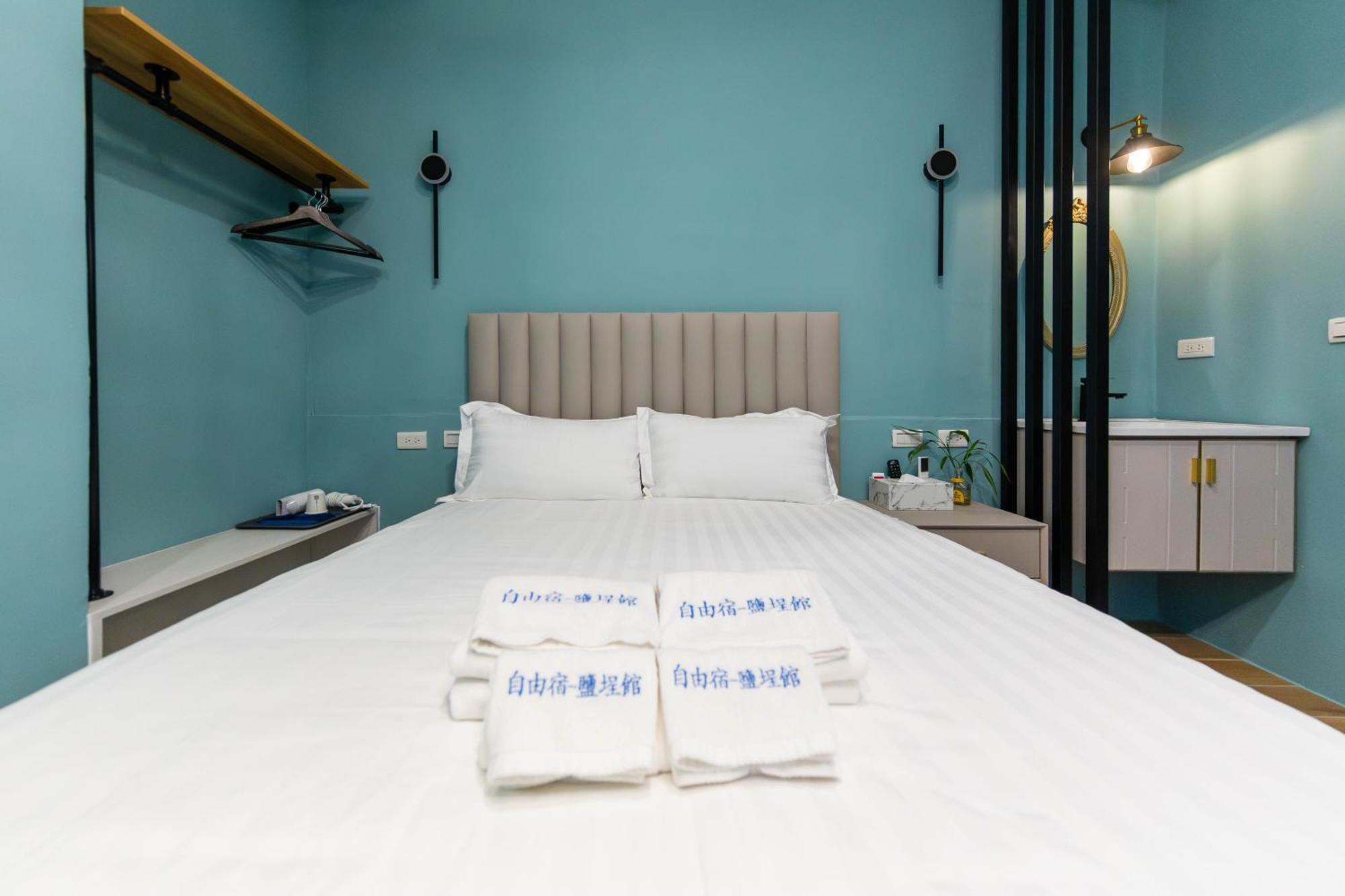 Ez Stay Yancheng Kaohsiung Exterior photo